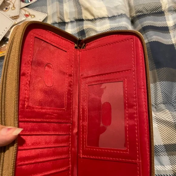 Wallet - Picture 3 of 5